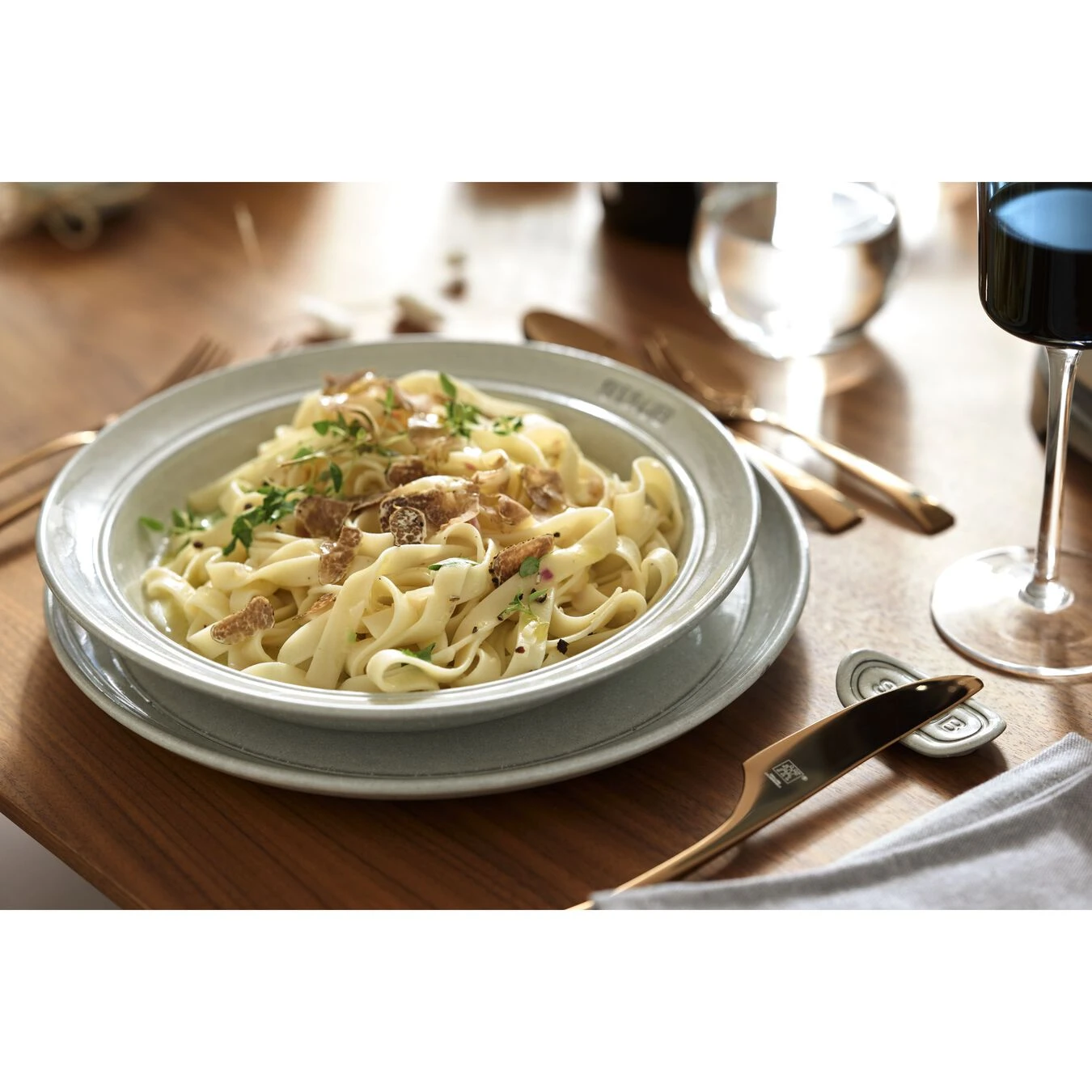 Staub Assiette 24 Cm, Céramique, Truffe Blanche 4 Staub Assiette 24 Cm, Céramique, Truffe Blanche – Image 2