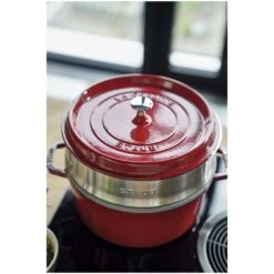 Staub Cocotte Avec Panier Vapeur 26 Cm, Rond(e), Cerise, Fonte -Staub Soldes Magasin 424418877