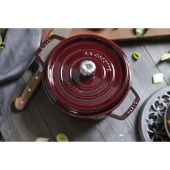 Staub Cocotte 24 Cm, Rond(e), Grenadine, Fonte 9 Staub Cocotte 24 Cm, Rond(e), Grenadine, Fonte -Staub Soldes Magasin 424422041