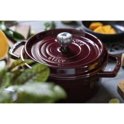 Staub Cocotte 24 Cm, Rond(e), Grenadine, Fonte 10 Staub Cocotte 24 Cm, Rond(e), Grenadine, Fonte -Staub Soldes Magasin 424422044