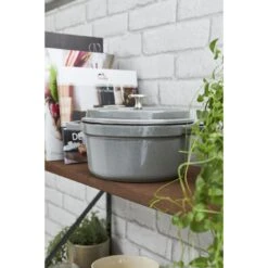 Staub Cocotte 16 Cm, Rond(e), Gris Graphite, Fonte 11 Staub Cocotte 16 Cm, Rond(e), Gris Graphite, Fonte -Staub Soldes Magasin 750032229