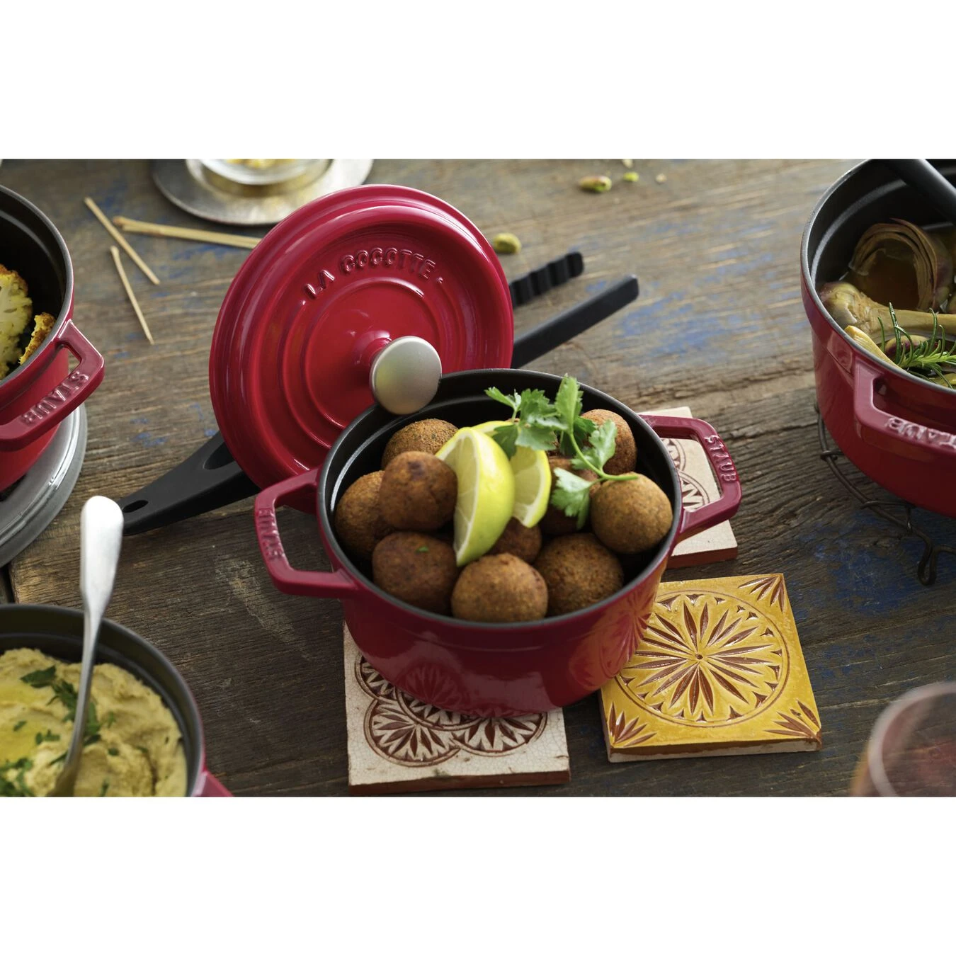 Staub Cocotte 22 Cm, Rond(e), Cerise, Fonte 8 Staub Cocotte 22 Cm, Rond(e), Cerise, Fonte – Image 6